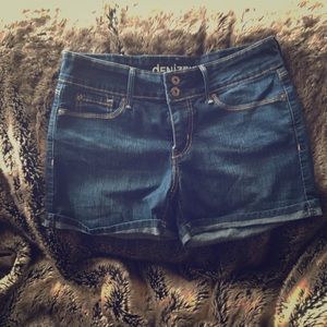 Levi denim shorts